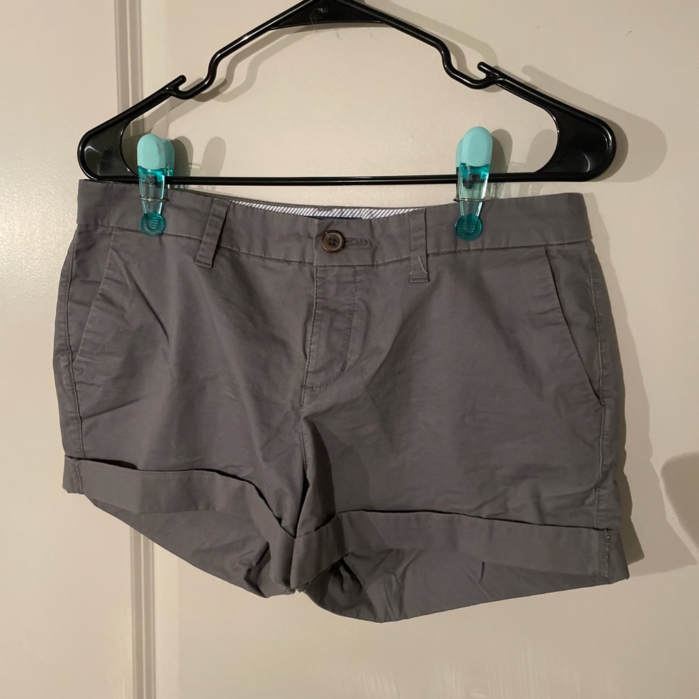 Old Navy gray shorts